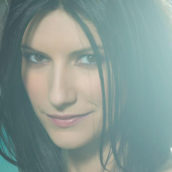 Laura Pausini vince il “Satellite Award” per “Io sì (Seen)” Laura Pausini vince il “Satellite Award” per “Io sì (Seen)”