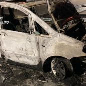 Taurano, incendio nella notte ad un’autovettura: indagano i Carabinieri Taurano, incendio nella notte ad un’autovettura: indagano i Carabinieri