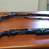 Dugenta, fucile nascosto nel bagagliaio: una persona arrestata ed una denunciata Dugenta, fucile nascosto nel bagagliaio: una persona arrestata ed una denunciata