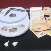 Atripalda, spaccio di sostanze stupefacenti: arrestato pusher a cedere droga Atripalda, spaccio di sostanze stupefacenti: arrestato pusher a cedere droga