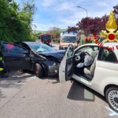 Montoro, incidente tra due autovetture: sei persone ferite Montoro, incidente tra due autovetture: sei persone ferite