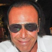 Venditti si racconta: “Sono stato bullizzato fino ai 16 anni, ho pensato al suicidio” Venditti si racconta: “Sono stato bullizzato fino ai 16 anni, ho pensato al suicidio”