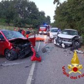 Mirabella Eclano, incidente stradale tra due autovetture: conducenti in ospedale Mirabella Eclano, incidente stradale tra due autovetture: conducenti in ospedale