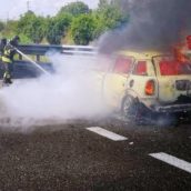 Baiano, fiamme sulla A16: illeso il conducente Baiano, fiamme sulla A16: illeso il conducente