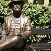 Lucio Dalla “torna” in Piazza Grande: l’omaggio al grande artista a Bologna Lucio Dalla “torna” in Piazza Grande: l’omaggio al grande artista a Bologna