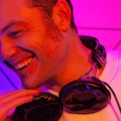 Tiziano Ferro al lavoro con Imen Siar, la semifinalista di Britain’s Got Talent Tiziano Ferro al lavoro con Imen Siar, la semifinalista di Britain’s Got Talent