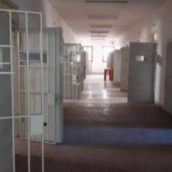 Airola, protesta dei poliziotti del carcere minorile Airola, protesta dei poliziotti del carcere minorile