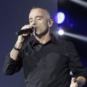 Eros Ramazzotti festeggia il compleanno con “Eros21”: le riedizioni in vinile di tre album storici