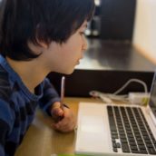 Scuola: si torna alla Dad anche con un solo contagiato Scuola: si torna alla Dad anche con un solo contagiato