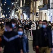 Decreto festività approvato dal Cdm, dal super green pass al bar al no agli eventi all’aperto: le nuove regole Decreto festività approvato dal Cdm, dal super green pass al bar al no agli eventi all’aperto: le nuove regole