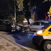 Avellino, incidente nella notte tra due auto: quattro ragazzi in ospedale Avellino, incidente nella notte tra due auto: quattro ragazzi in ospedale