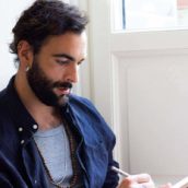 Marco Mengoni: rimandati gli incontri con i fan di gennaio Marco Mengoni: rimandati gli incontri con i fan di gennaio