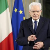 Elezione del Presidente della Repubblica: nuova fumata nera. Salgono i voti a Mattarella Elezione del Presidente della Repubblica: nuova fumata nera. Salgono i voti a Mattarella