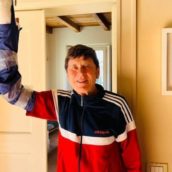 Gianni Morandi operato alla mano: “Ci vuole pazienza” Gianni Morandi operato alla mano: “Ci vuole pazienza”