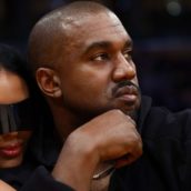 Grammy 2022: Kanye West escluso per il suo comportamento sui social Grammy 2022: Kanye West escluso per il suo comportamento sui social