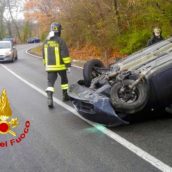 Frigento, si ribalta con l’auto: ferita 25enne Frigento, si ribalta con l’auto: ferita 25enne