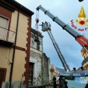 Forte vento a Quadrelle: divelta la copertura della Chiesa Forte vento a Quadrelle: divelta la copertura della Chiesa