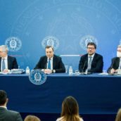 Draghi: “Per contrastare gli aumenti, stanziati 14 miliardi di euro. Bonus di 200 euro per redditi fino a 35mila euro” Draghi: “Per contrastare gli aumenti, stanziati 14 miliardi di euro. Bonus di 200 euro per redditi fino a 35mila euro”