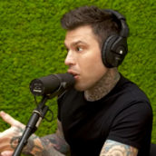 Fedez: «Dopo il tumore è cambiato il mio rapporto con i soldi» Fedez: «Dopo il tumore è cambiato il mio rapporto con i soldi»