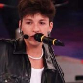 Luigi Strangis: è uscito il video di “Tienimi Stanotte” Luigi Strangis: è uscito il video di “Tienimi Stanotte”