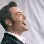 Tiziano Ferro annuncia l’uscita del nuovo album “Il mondo è nostro” Tiziano Ferro annuncia l’uscita del nuovo album “Il mondo è nostro”