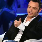 Guai per Tiziano Ferro: il Fisco gli pignora 9 milioni di euro Guai per Tiziano Ferro: il Fisco gli pignora 9 milioni di euro
