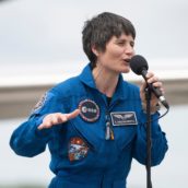 Samantha Cristoforetti è la prima comandante donna europea della Stazione Spaziale Internazionale Samantha Cristoforetti è la prima comandante donna europea della Stazione Spaziale Internazionale