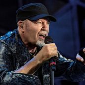 Vasco Rossi a Roma per la première del film concerto e per la “Lupa D’Oro” Vasco Rossi a Roma per la première del film concerto e per la “Lupa D’Oro”