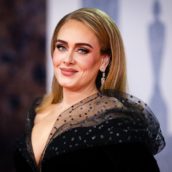 Da anni sbagliamo il nome di Adele, la cantante svela la vera pronuncia Da anni sbagliamo il nome di Adele, la cantante svela la vera pronuncia