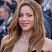 Shakira cerca una babysitter: stipendio folle, ma a una condizione