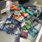 Furto in un supermercato, in manette due donne Furto in un supermercato, in manette due donne