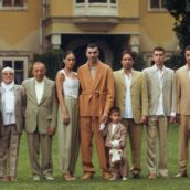 Marracash, un nuovo singolo nell’edizione deluxe di “Noi, loro, gli altri” Marracash, un nuovo singolo nell’edizione deluxe di “Noi, loro, gli altri”