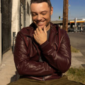 Tiziano Ferro: da venerdì in radio con il nuovo singolo “La Prima Festa del Papà” e il nuovo album Tiziano Ferro: da venerdì in radio con il nuovo singolo “La Prima Festa del Papà” e il nuovo album