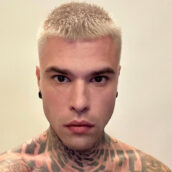 Fedez, “Crisi di Stato” è il nuovo singolo Fedez, “Crisi di Stato” è il nuovo singolo