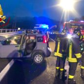 Scontro frontale tra due auto sull’Ofantina Scontro frontale tra due auto sull’Ofantina