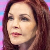 Lisa Marie Presley, guerra per l’eredità: la madre Priscilla contesta il testamento Lisa Marie Presley, guerra per l’eredità: la madre Priscilla contesta il testamento