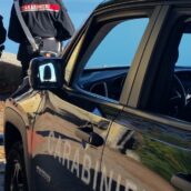 Ladro si addormenta durante il furto: lo svegliano i carabinieri arrestandolo Ladro si addormenta durante il furto: lo svegliano i carabinieri arrestandolo