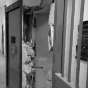 Airola, rivolta nel carcere Minorile: devastata la sezione detentiva Airola, rivolta nel carcere Minorile: devastata la sezione detentiva
