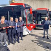 Benevento, cinque nuovi bus ecologici: oggi taglio del nastro e benedizione Benevento, cinque nuovi bus ecologici: oggi taglio del nastro e benedizione