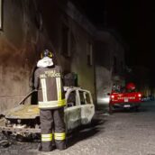 Irpinia, due auto in fiamme nella notte