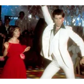 Venduto all’asta per 260mila dollari il completo di John Travolta de “La febbre del sabato sera” Venduto all’asta per 260mila dollari il completo di John Travolta de “La febbre del sabato sera”