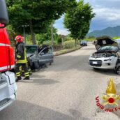 Montoro, scontro tra auto: feriti una 23enne e un 77enne Montoro, scontro tra auto: feriti una 23enne e un 77enne