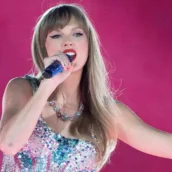 Taylor Swift arriva in Italia con The Eras Tour Taylor Swift arriva in Italia con The Eras Tour