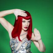 Kylie Minogue ci fa ballare con il suo nuovo singolo “Tension” Kylie Minogue ci fa ballare con il suo nuovo singolo “Tension”