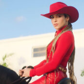 Shakira: è uscito “El Jefe”, il nuovo singolo con riferimenti all’ex suocero e alla tata Shakira: è uscito “El Jefe”, il nuovo singolo con riferimenti all’ex suocero e alla tata