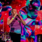 Coldplay: l’ex manager fa causa alla band per 10 milioni di sterline non pagate Coldplay: l’ex manager fa causa alla band per 10 milioni di sterline non pagate