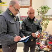 Santa Croce del Sannio, maxi sequestro di fuochi pirotecnici illegali: arrestato 40enne Santa Croce del Sannio, maxi sequestro di fuochi pirotecnici illegali: arrestato 40enne