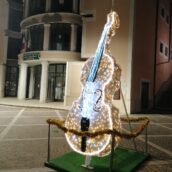 “Vetrina di Natale”, al via il contest per gli esercizi commerciali di Grottaminarda “Vetrina di Natale”, al via il contest per gli esercizi commerciali di Grottaminarda
