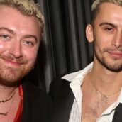 Sam Smith si è separato dal fidanzato Christian Cowan dopo un anno Sam Smith si è separato dal fidanzato Christian Cowan dopo un anno