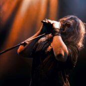 Gianluca Grignani torna dal vivo con “RESIDUI DI ROCK’N’ROLL”